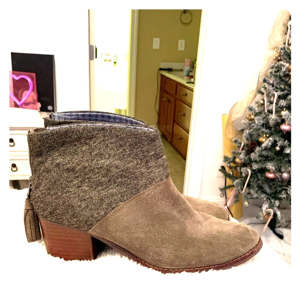 Toms booties
